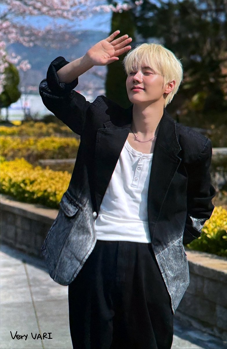 Very VARI tweet media