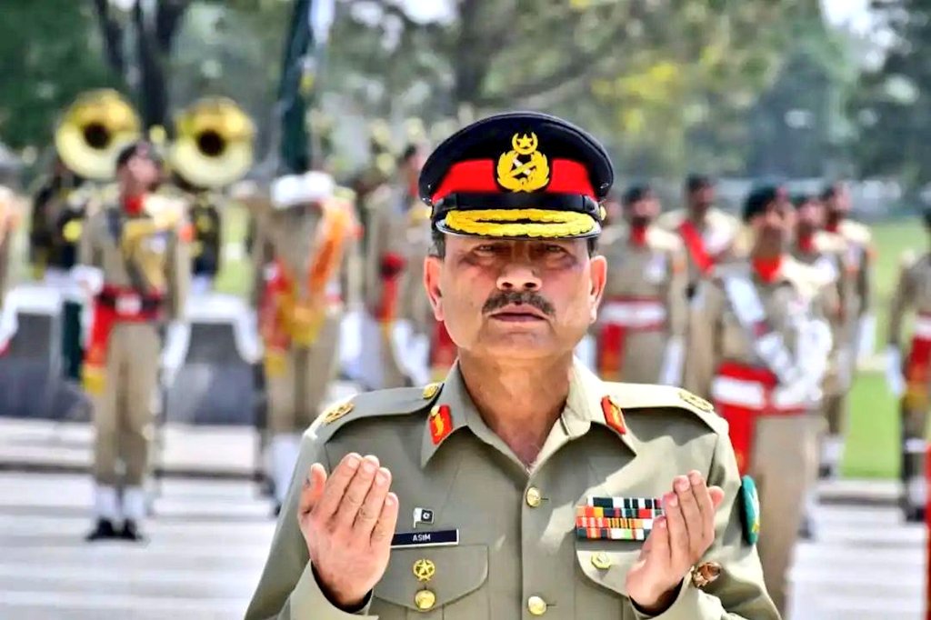 SWAMI NIJANAND tweet media