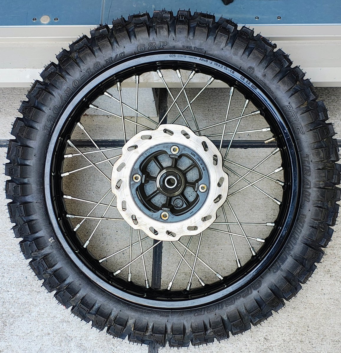 AZUREBIRD tweet media