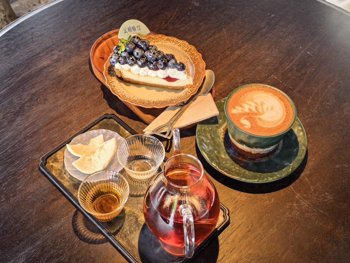 丽江洛洛 tweet media