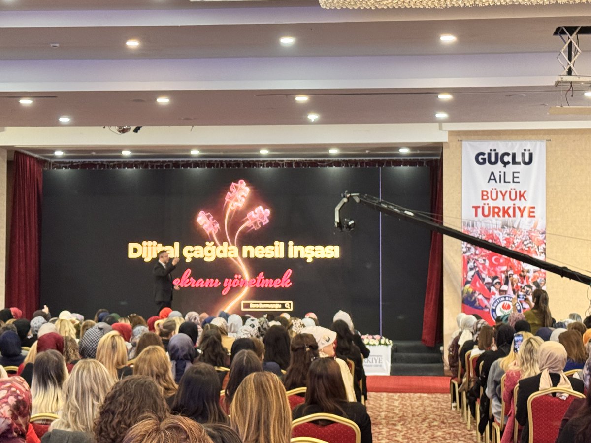 Dijital Çağda Nesil İnşası
Güçlü Aile Büyük Türkiye
⁦<a href="/boradurmusoglu/">Bora Durmuşoğlu 🇹🇷</a>⁩ 
⁦<a href="/MemurSenKonf/">Memur-Sen</a>⁩