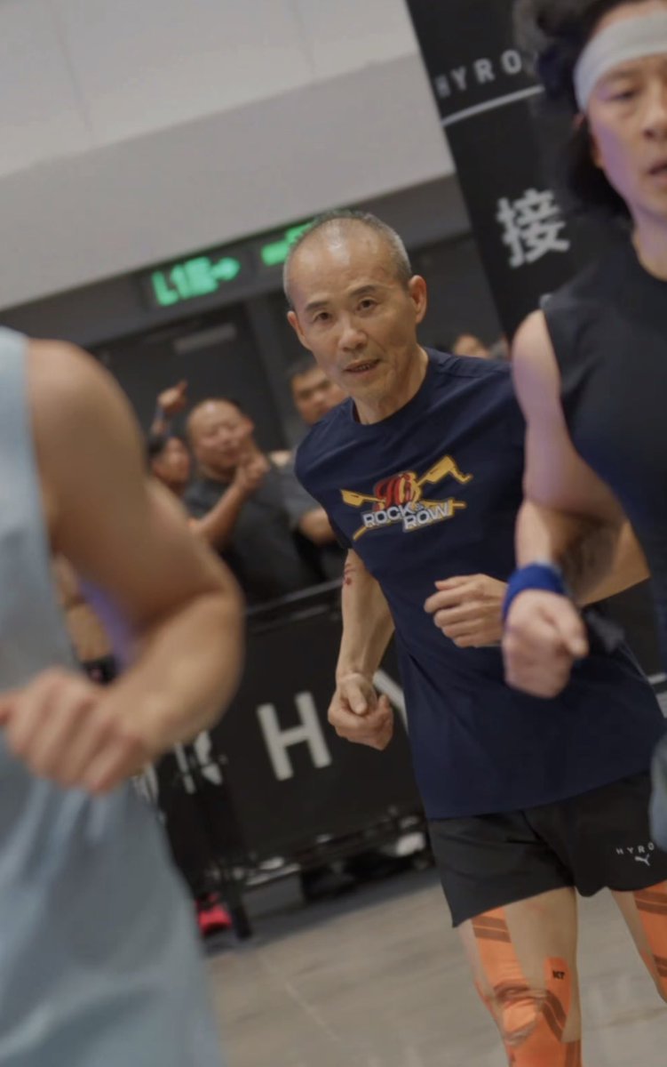 作家崔成浩 tweet media