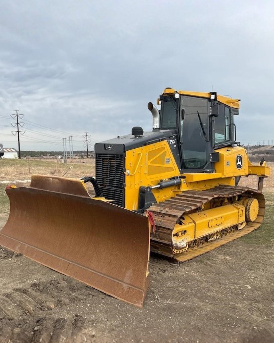 AuctionTime.com tweet media