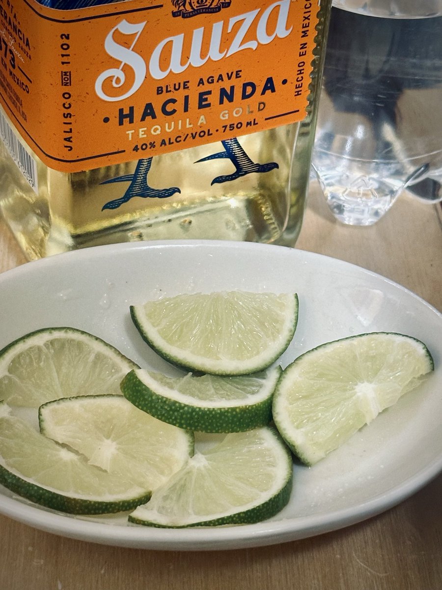 パンロッコ tweet media