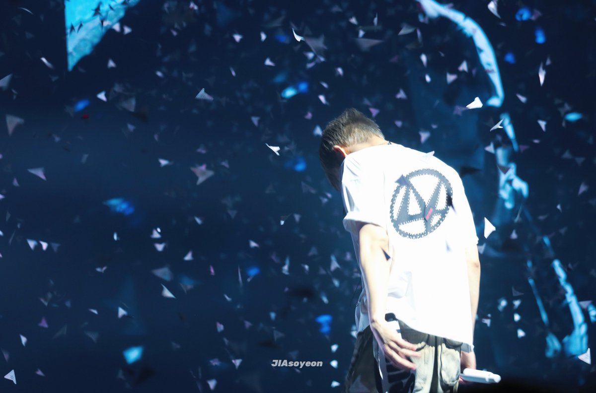 Stayinfinite_JIA tweet media