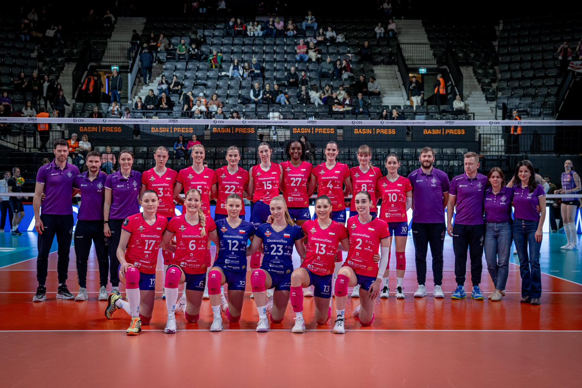 VolleyViper tweet media