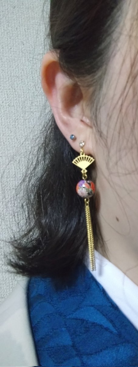 rumi_wamono's tweet photo. 最近、反着物の和洋MIX派閥がいると聞いてその人たちに垢バレしたら消されそうだなぁと思ってる。
(ピアス、ベルト、パーカー、スカート、ブーツetc…) https://t.co/EZUxkbwDBk