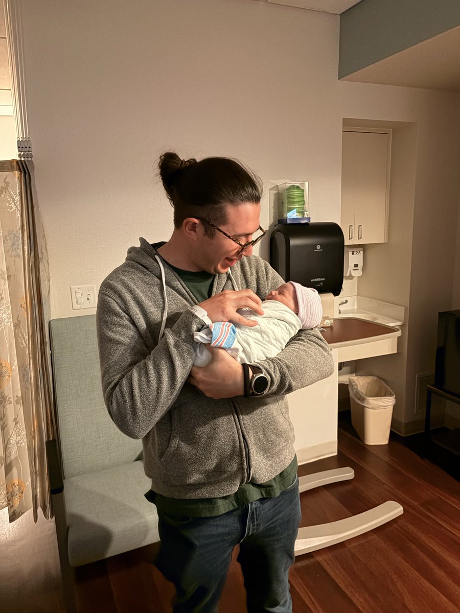 Dr. EmaOn Risenthorn 🇺🇸🏈 tweet media