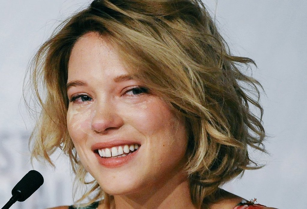 remnantsofpast's tweet photo. Léa Seydoux during the press conference of La vie d'Adèle (Blue Is the Warmest Colour) in Cannes, 2013 https://t.co/ozEhjpkw5T