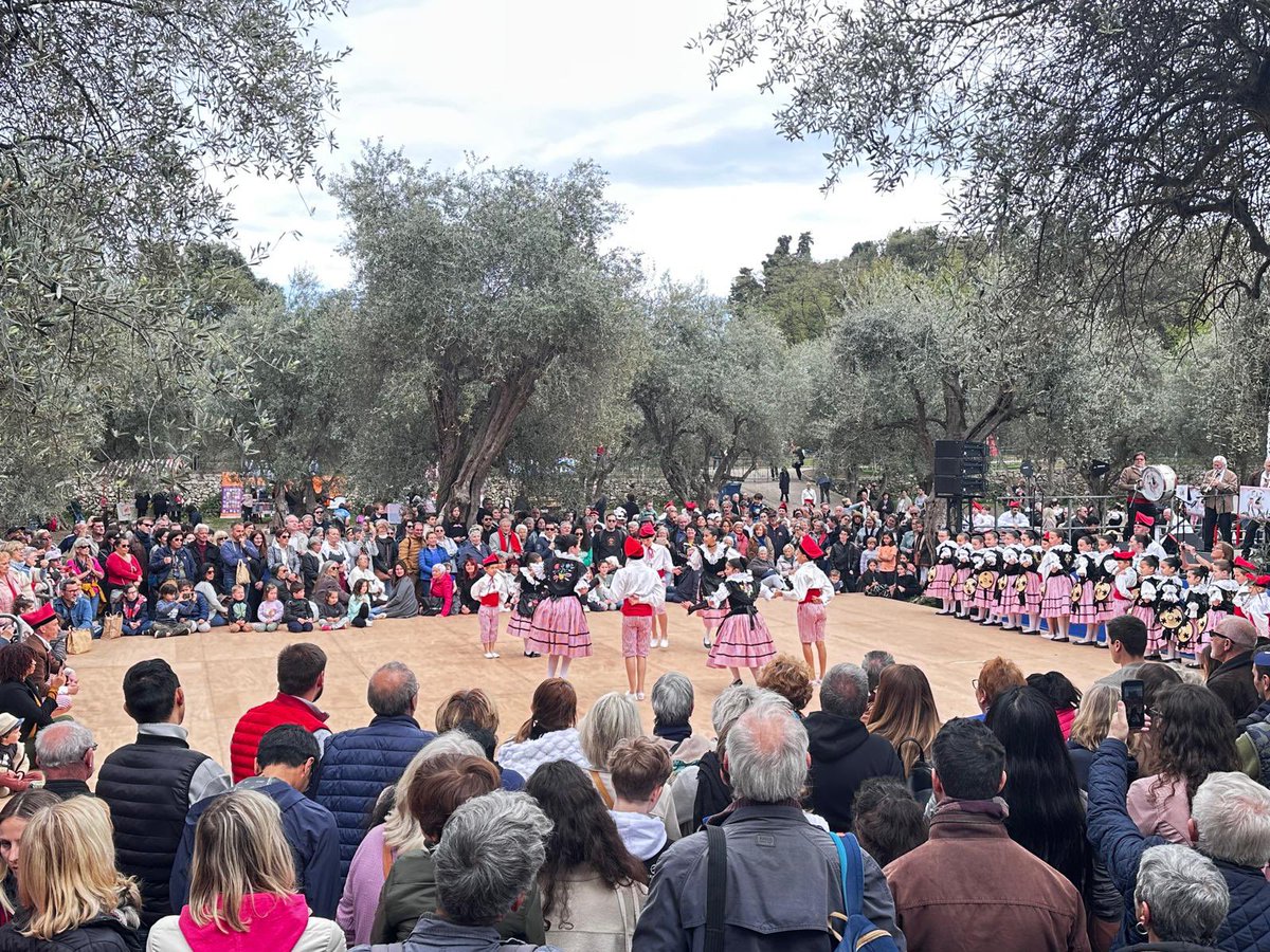 stan.palomba.fr tweet media