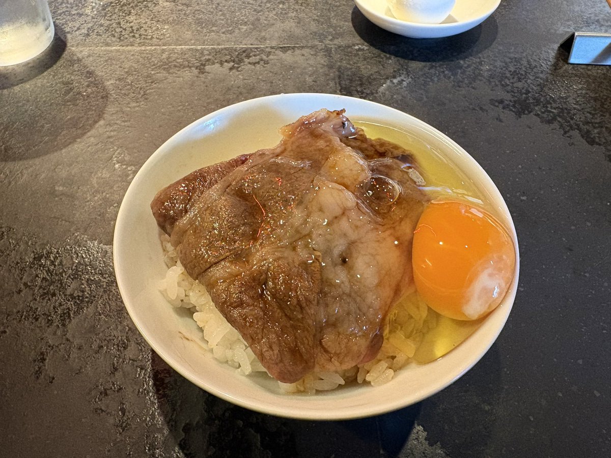 Chaunnhei's tweet photo. 駄目な隣人 https://t.co/AElPXFEVe0