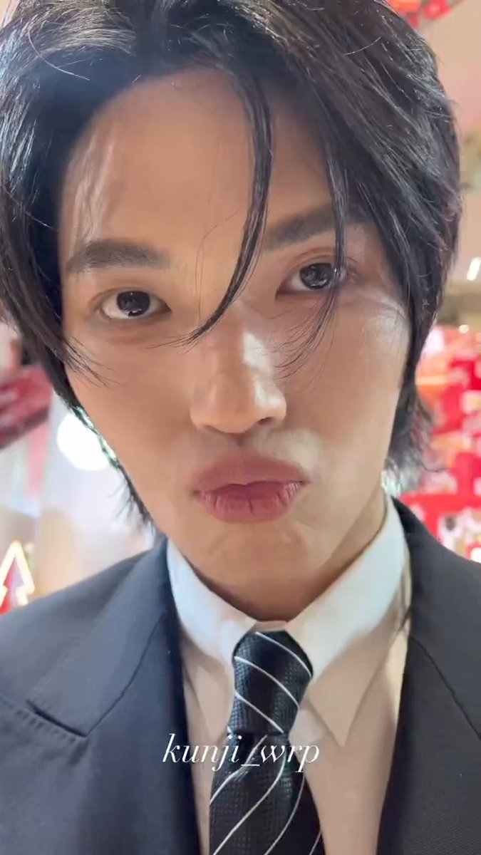 BBcatcat tweet media