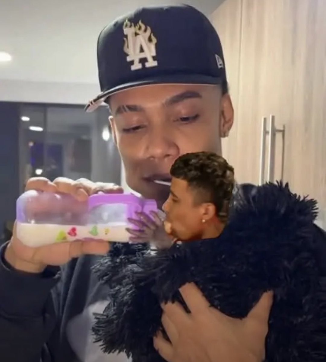 Demonslayer6906 tweet media