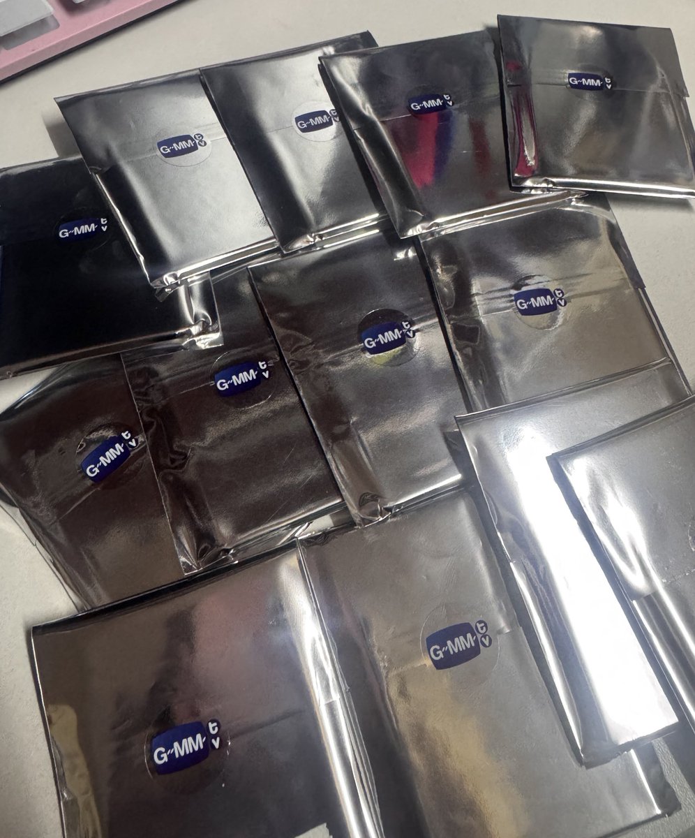 • khaotung shop • tweet media