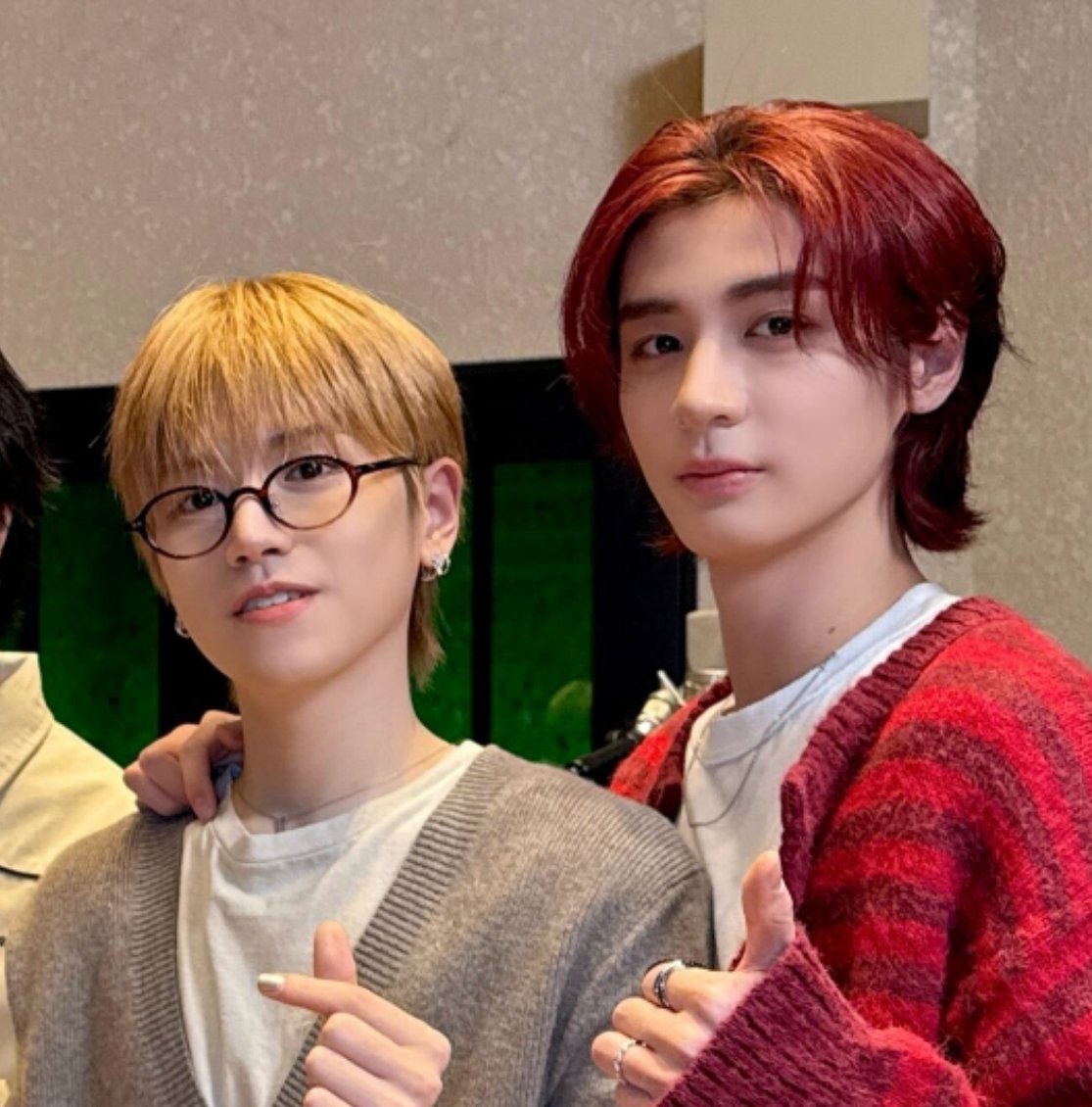 배지밀 tweet media