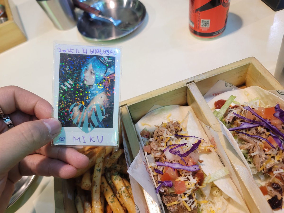 액토(엑토)리티 tweet media