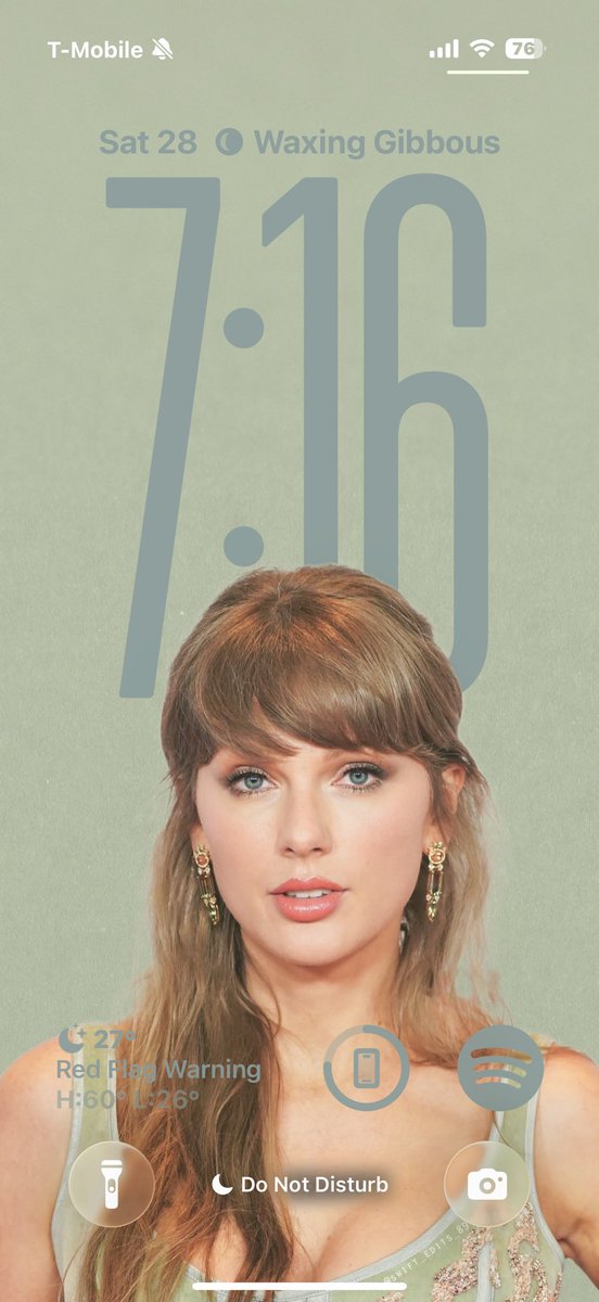 urmast3rmind's tweet photo. @swift_edits_89 @taylorswift13 THANK YOUUU https://t.co/D3xKqd3u8A