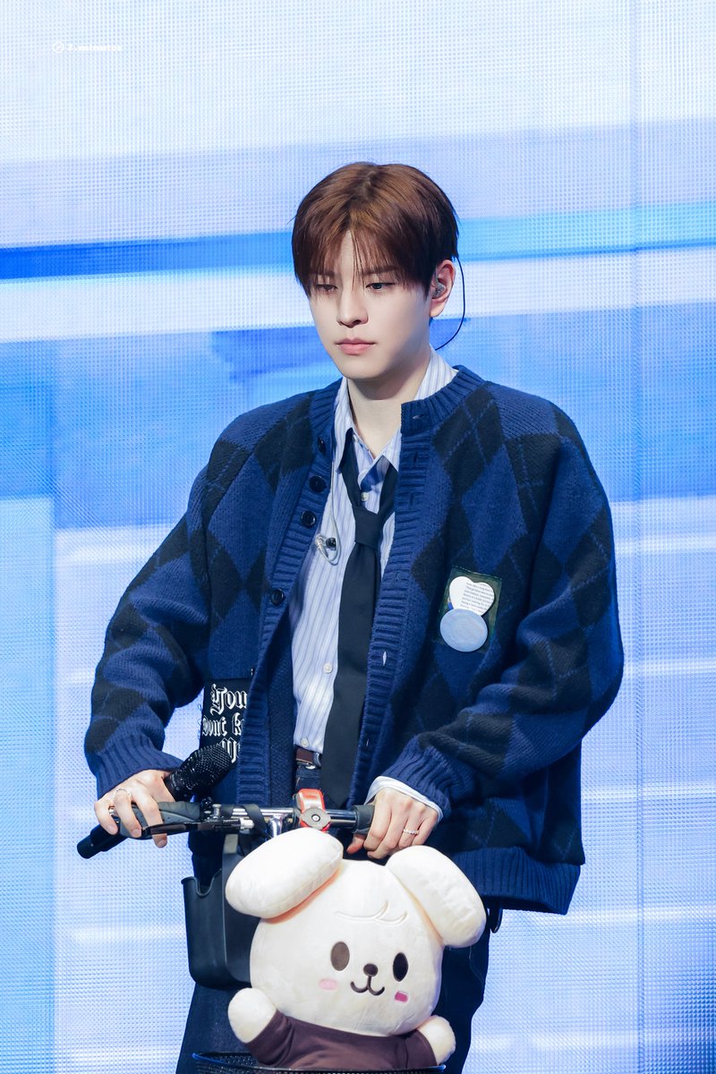 2_minutes tweet media