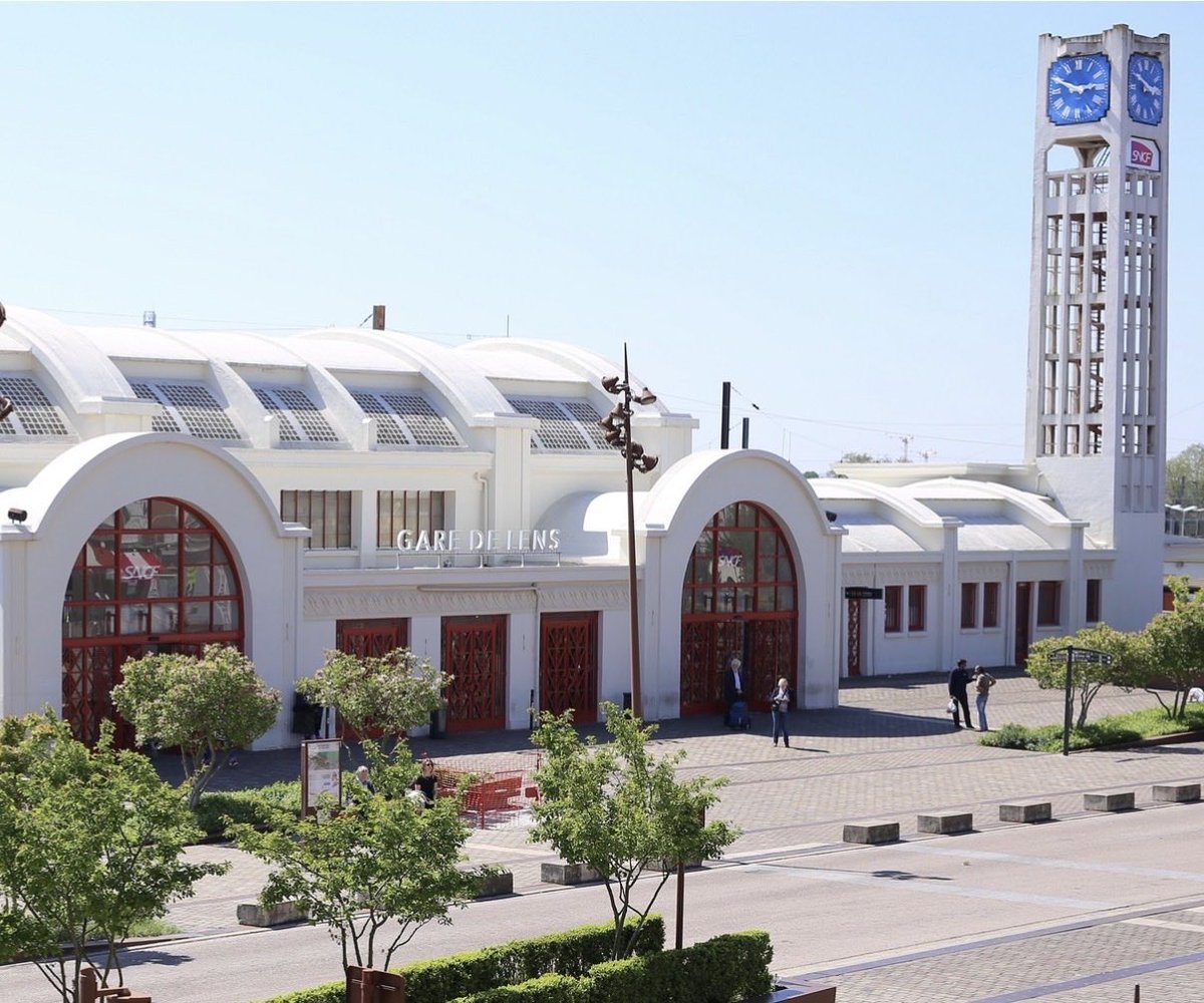 martesien tweet media