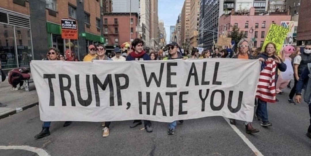 Drop a 💙 and Repost if you are going to a No Kings Protest or will be watching online!

#WeSayNoKings

Trump, we all Hate You 👇