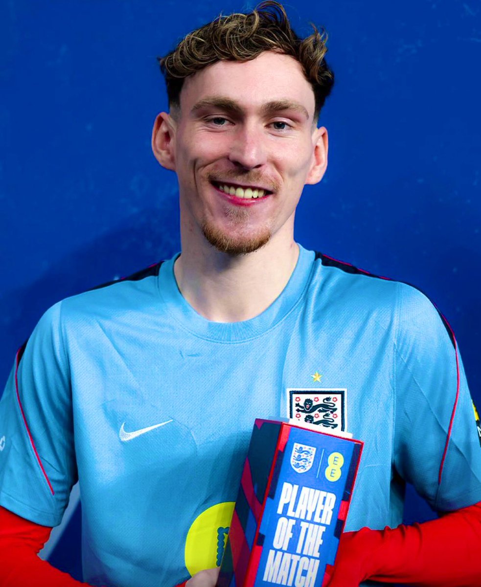 mOkapendi tweet media