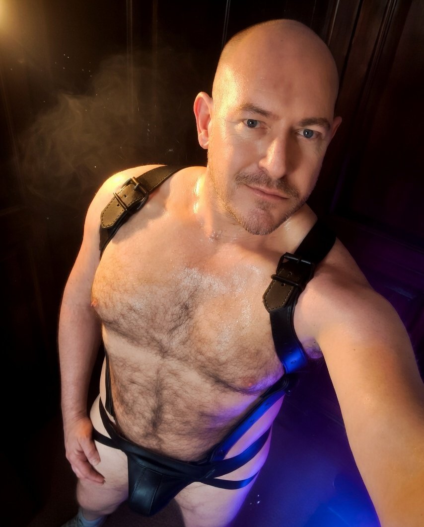 LeatherFetish tweet media