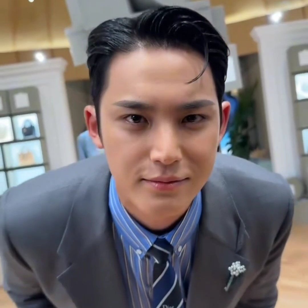 Water Mark tweet media