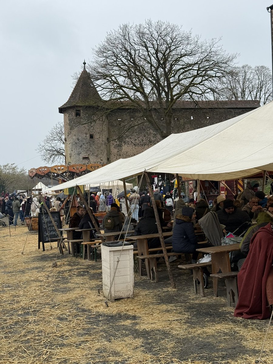 невротизированная демшиза tweet media