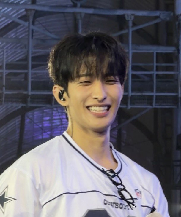 Jess 🦋 tweet media