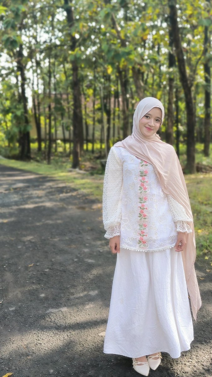 poetrysomers tweet media