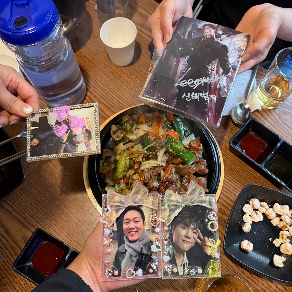 한꾸봉 tweet media