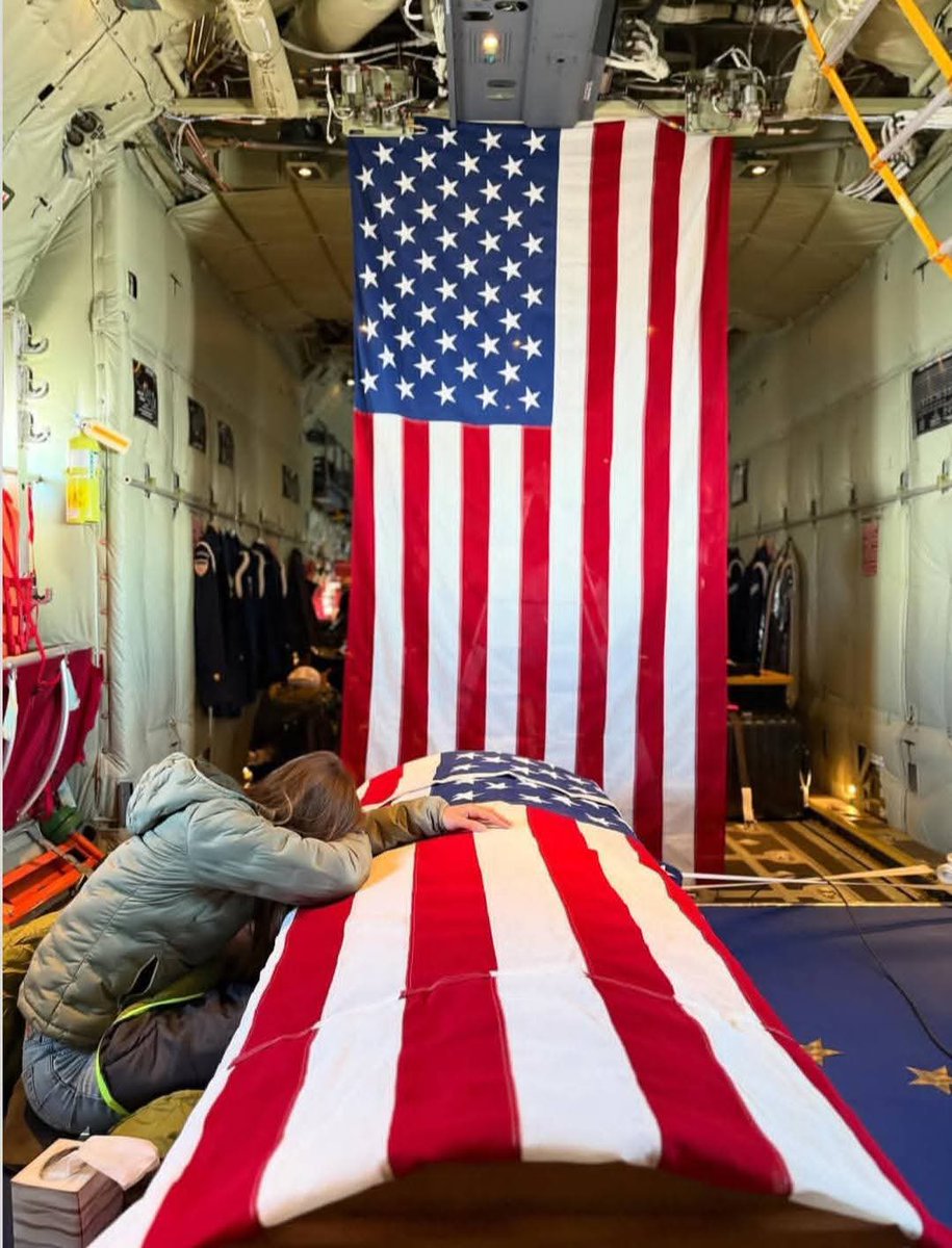 S. Blackwood | Briefs tweet media