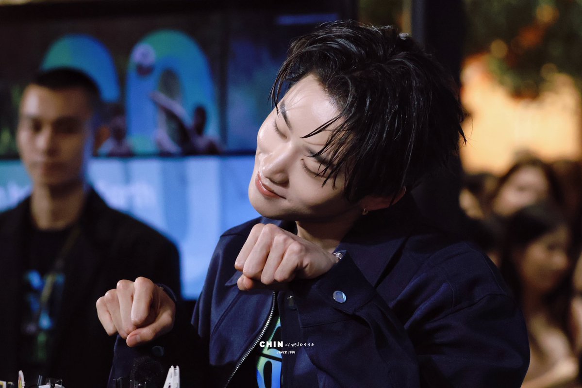 CHIN•🎸🦈 tweet media