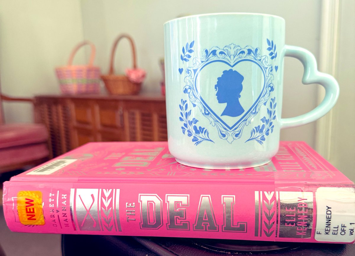 Carolyn K 🇺🇦🍉 tweet media