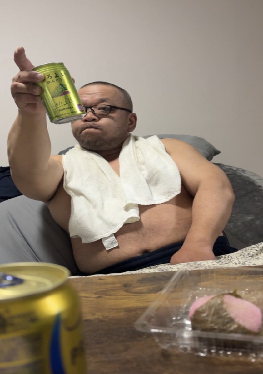 かつどん tweet media