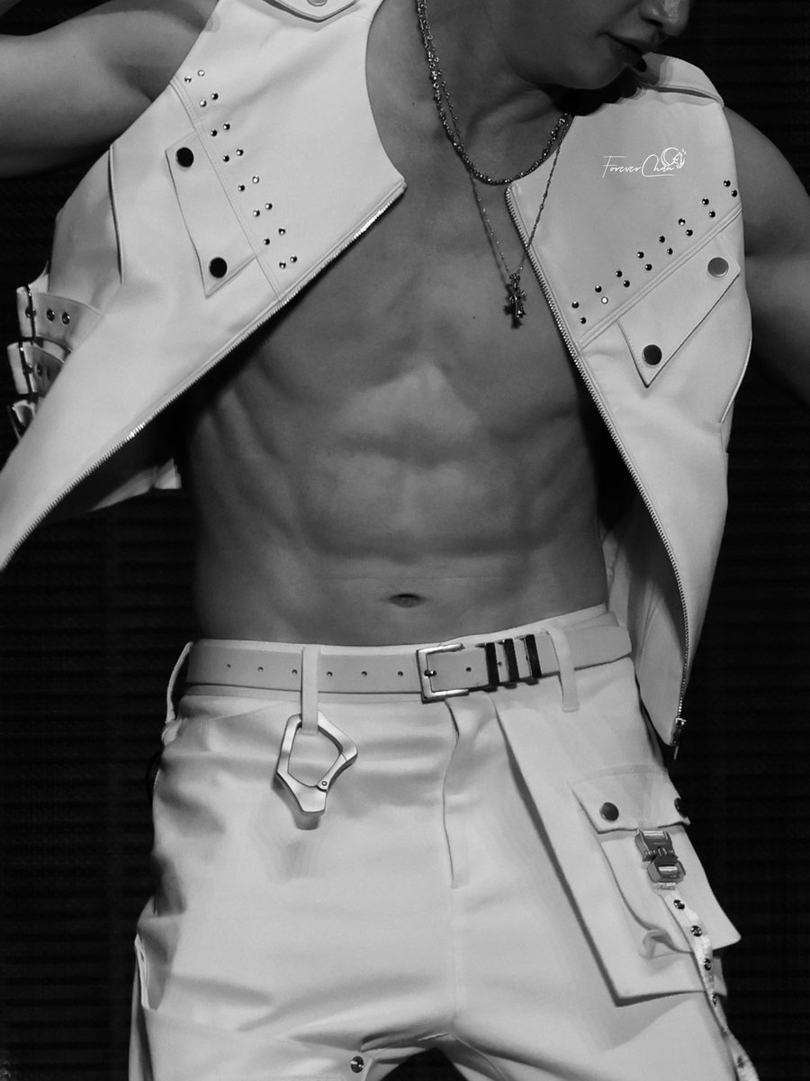 260328 | FM D1

#스키즈 #StrayKids #방찬 #BangChan #バンチャン