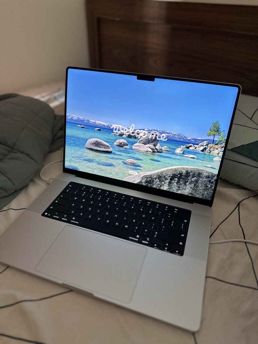 akshay sometimes tweet media