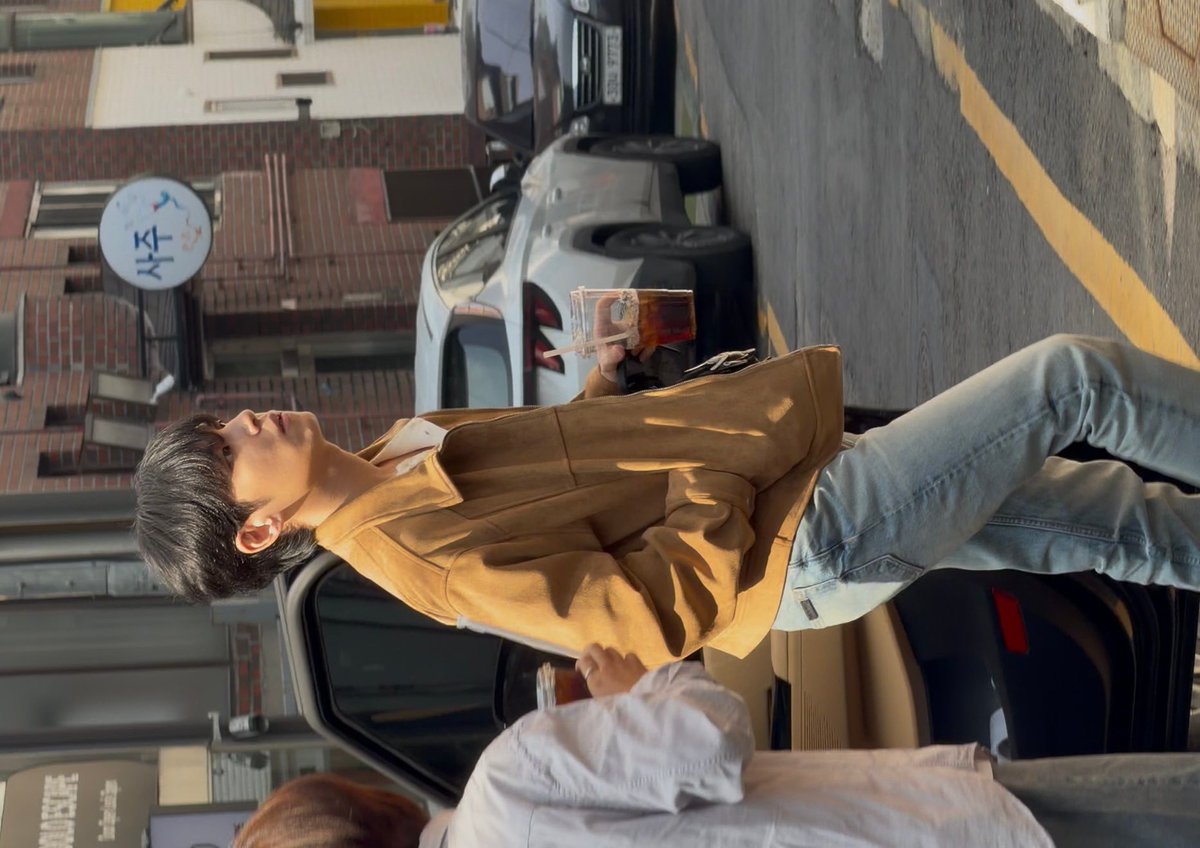 데깅이 tweet media