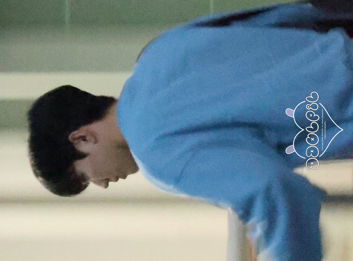 데깅이 tweet media