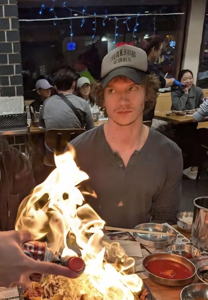 Мохнатая Жёпа tweet media