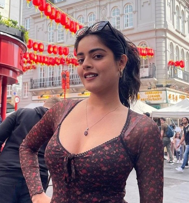 Gayathri tweet media