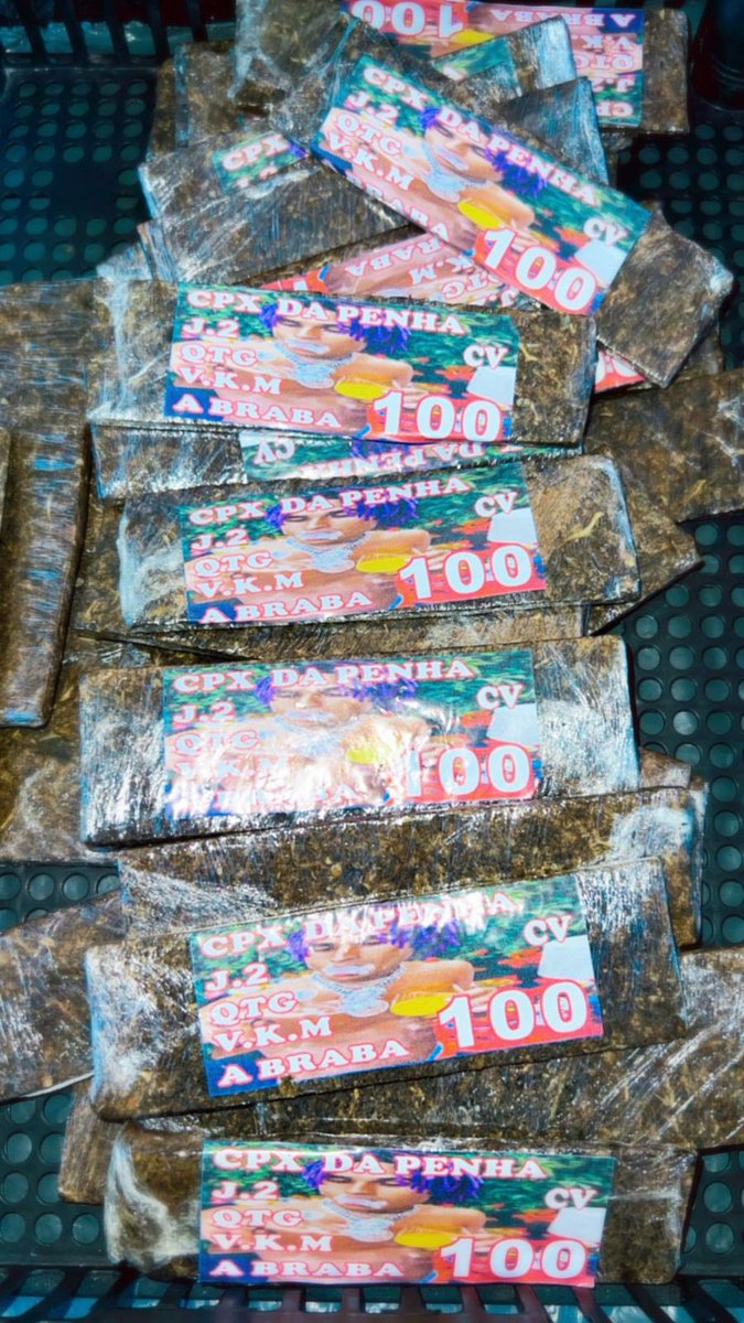 ASBRABADORJ's tweet photo. 🍁 Complexo Da Penha 🍁 

Caiu em todas as localidades da Penha super servida e de qualidade trabalhada nesse momento a forte só chegar e pegar a sua de preferência 

SABADÃO 

Valor : 100,00 

🚨 AO VIVO 🚨 https://t.co/1cFGNqW8AH