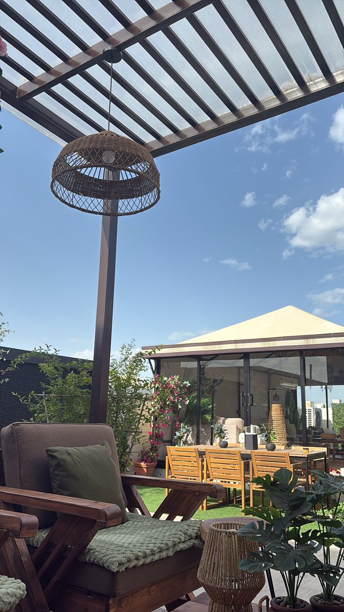 Rayankf7's tweet photo. ☕️🌤️🧸🥨 https://t.co/9HmnHFI2Gr
