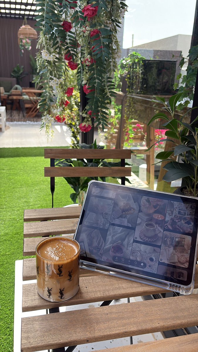 Rayankf7's tweet photo. ☕️🌤️🧸🥨 https://t.co/9HmnHFI2Gr
