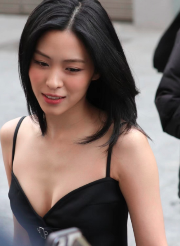 About Music tweet media