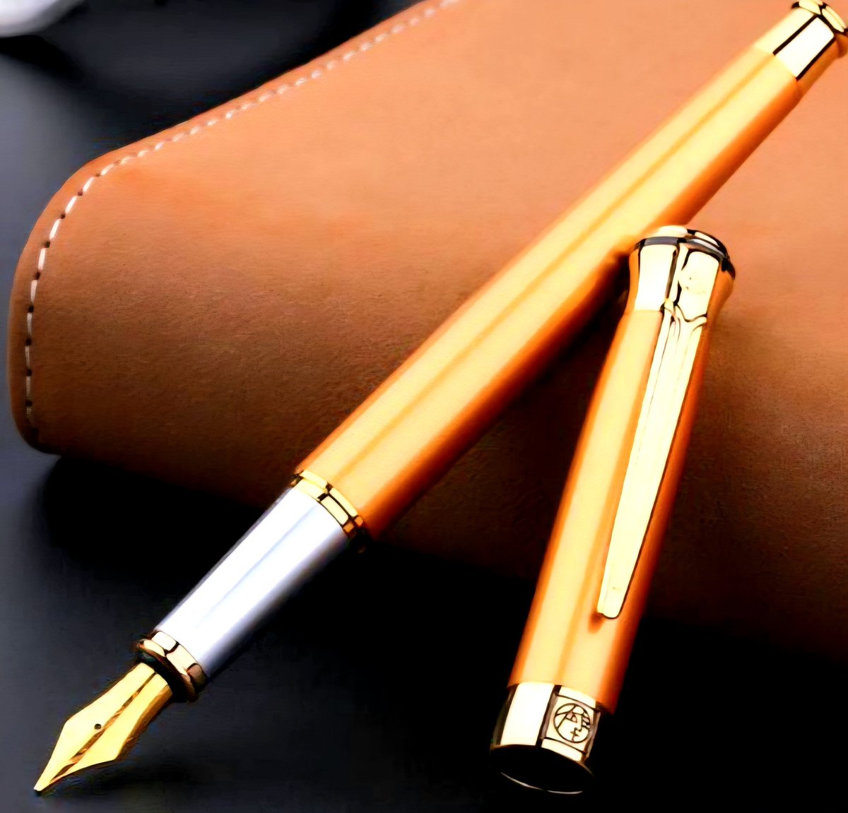 Yıllardır yazıp çiziyorum
Sanıyordum
Okumam yazmam yokmuş
Meğer...!
Belin kırıla Kalemim Sende
aldattım
Yazdığını söylüyordun ya
Karalıyormuşun Meğer...!
Gönülden gelenler 
dökülüyor Sanıyordum 
beyaz  Sayfalara
Virgüllden Noktadan 
başka birşey değilmiş 
Meğer...!
Aşktan