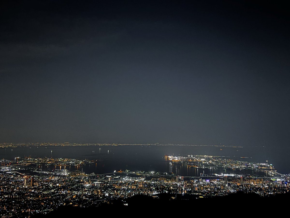 kazumaNSR's tweet photo. 日本三大夜景 神戸市摩耶山
圧巻の夜景だった https://t.co/dcXlQ37ds7