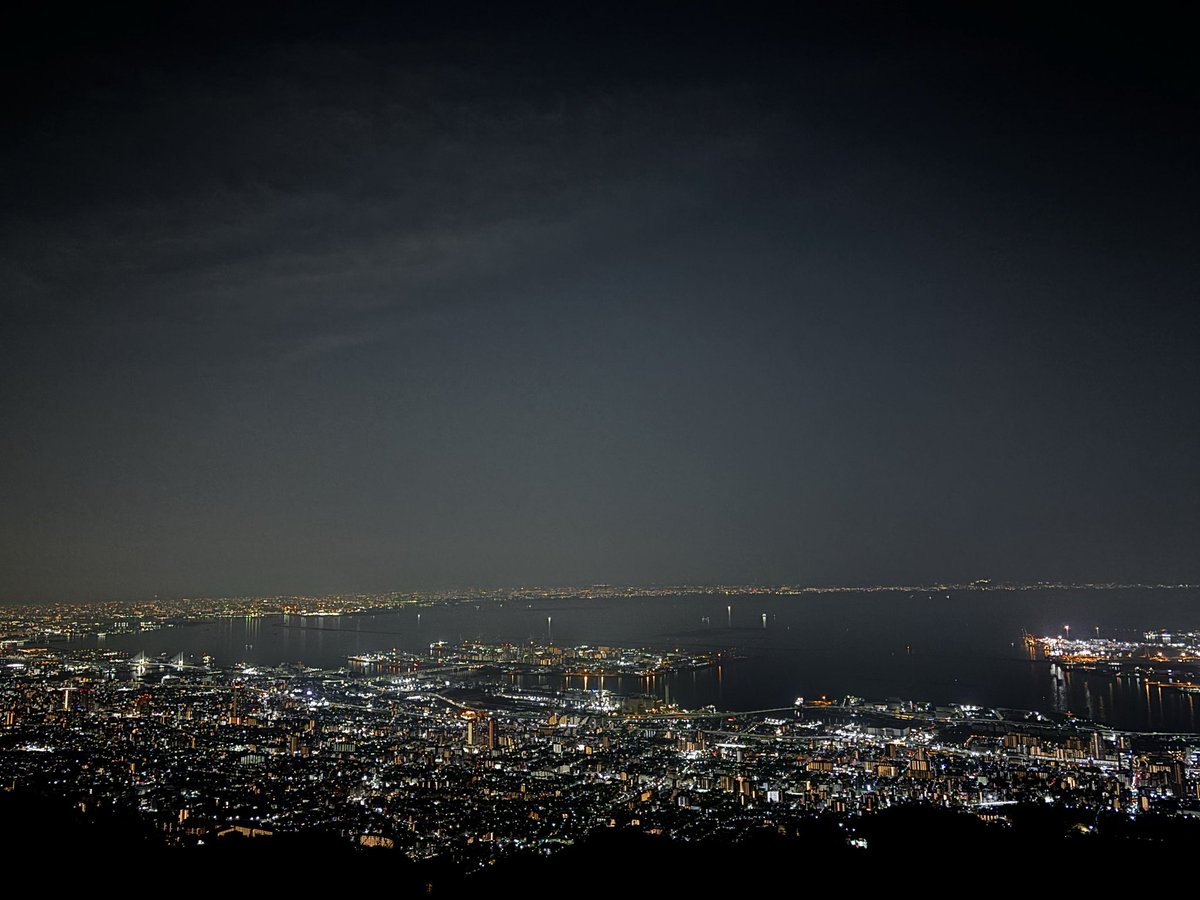 kazumaNSR's tweet photo. 日本三大夜景 神戸市摩耶山
圧巻の夜景だった https://t.co/dcXlQ37ds7