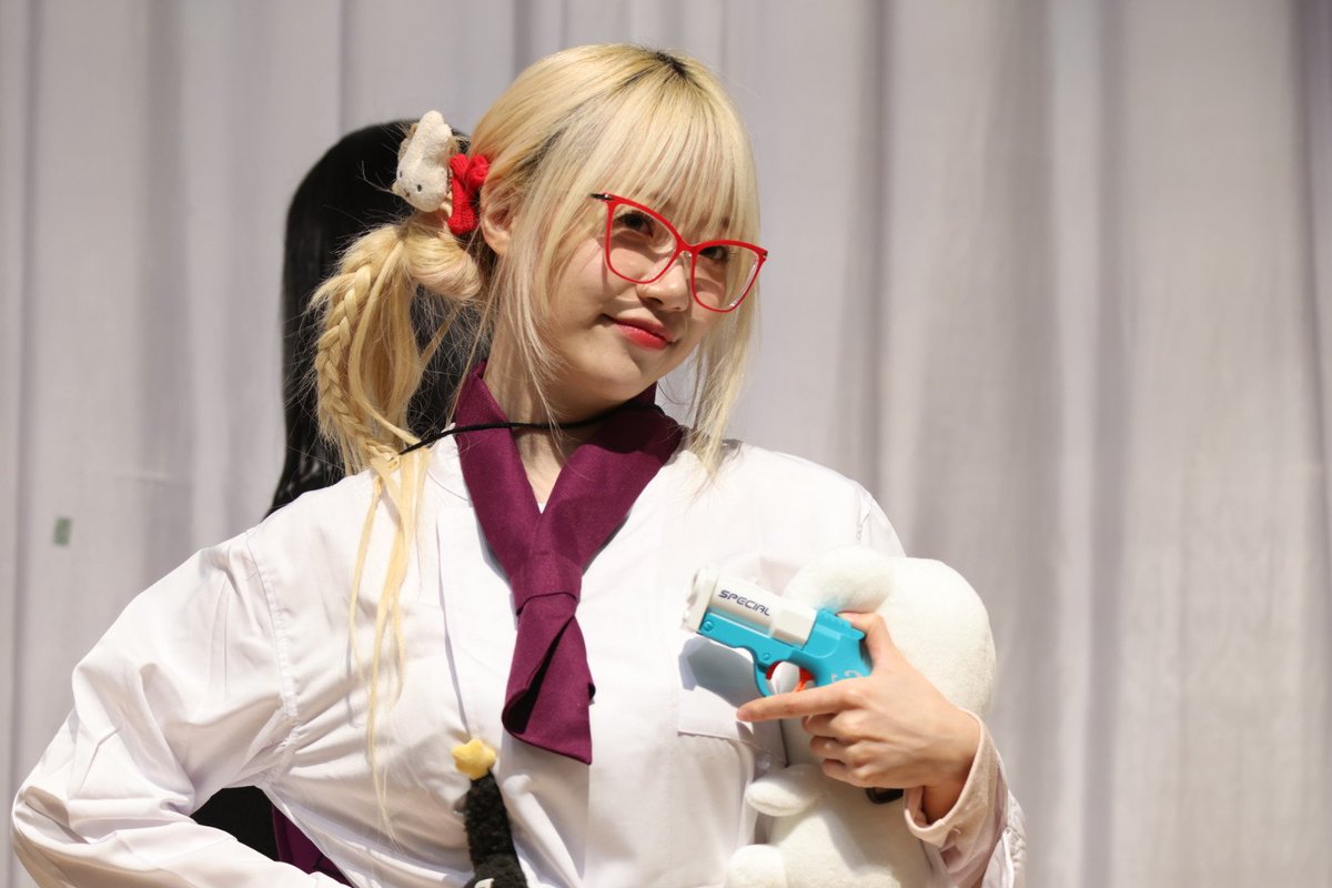 내반쪽 tweet media