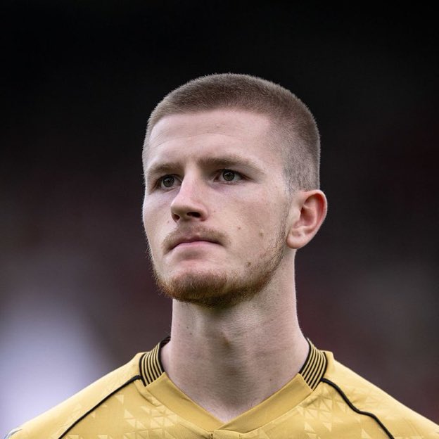 (fan) REAL MADRID FANS 🤍 tweet media